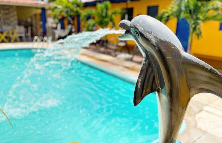 Suites Flores Do Mar Порту-ді-Галіняс Екстер'єр фото